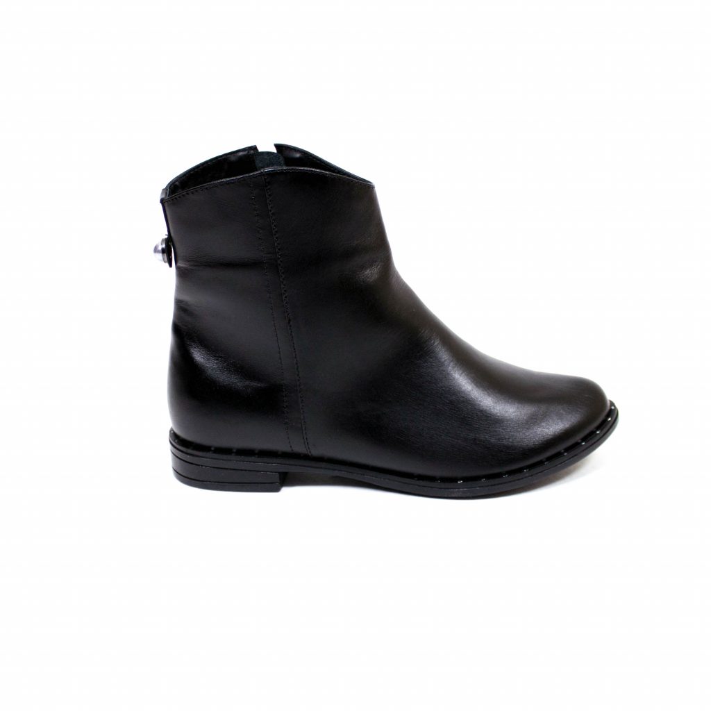 Cristina Oricine isi poate gasi parechea